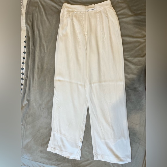 DISSH white ‘Berlin’ pants - Picture 3 of 5